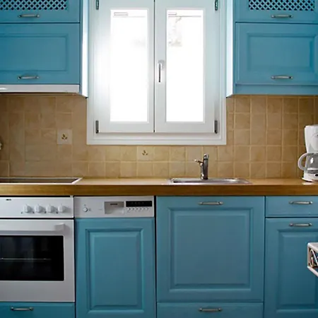 Dolce Waterfront Villa, Logaras, Paros