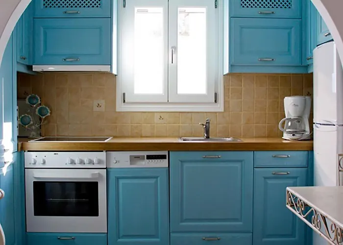 Dolce Waterfront Villa, Logaras, Paros